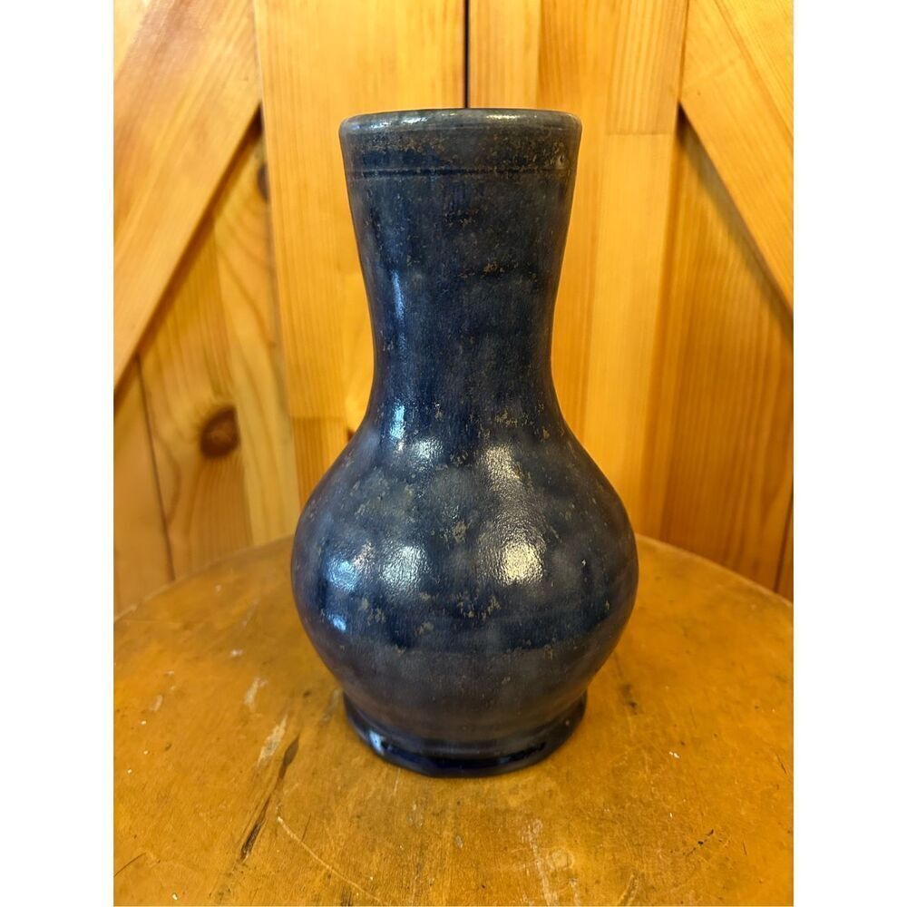 Rockdale Union Stoneware blue salt-glazed stoneware vase (8137)